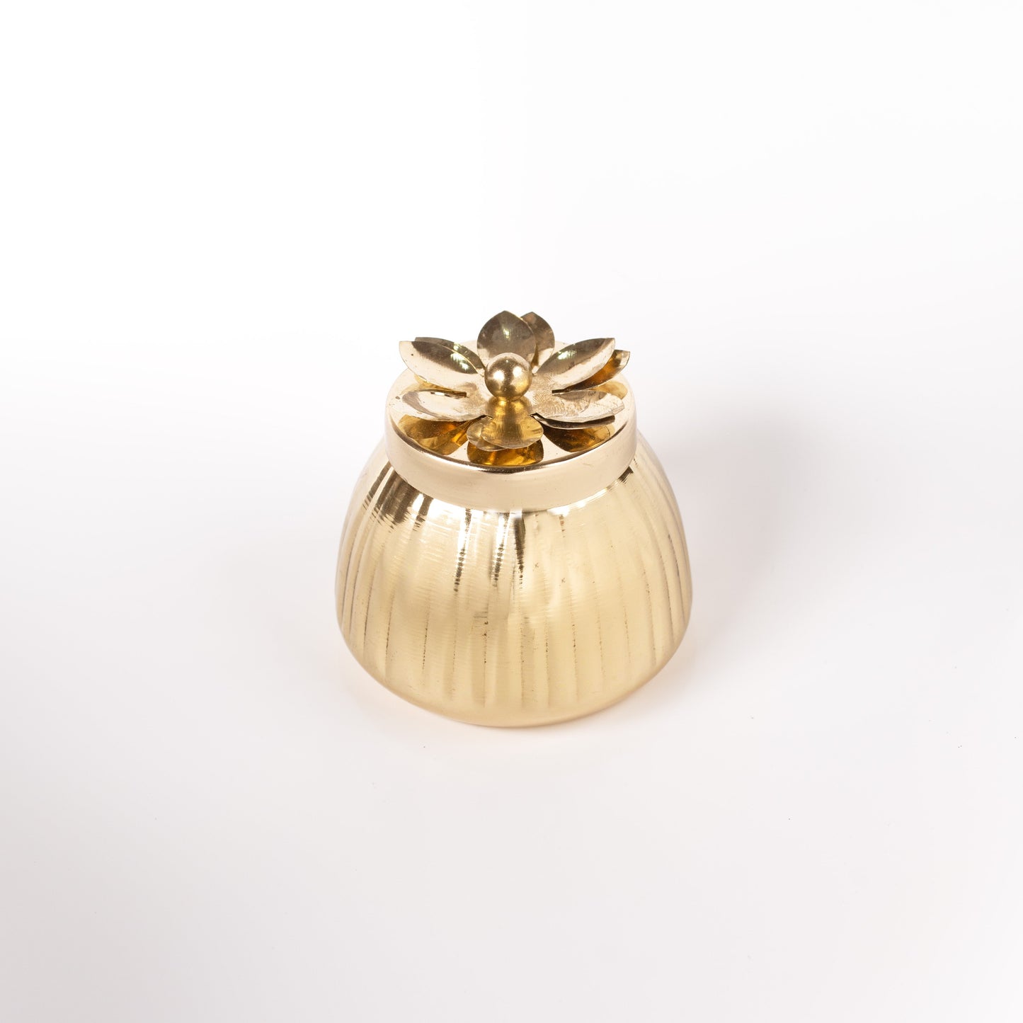 Candle Jar - Hand-poured artisanal decorative candle - MAKAIBARI TEA