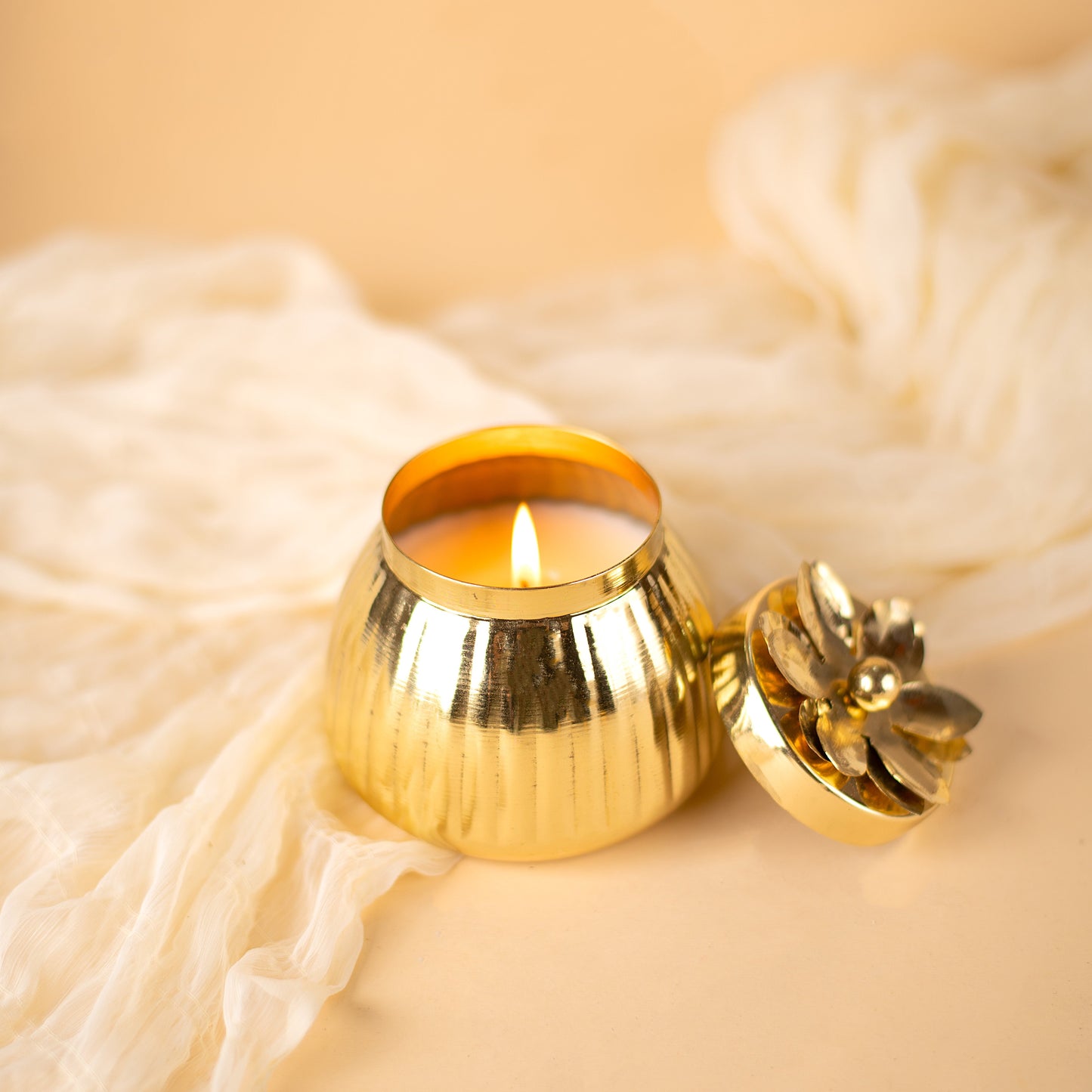 Candle Jar - Hand-poured artisanal decorative candle - MAKAIBARI TEA