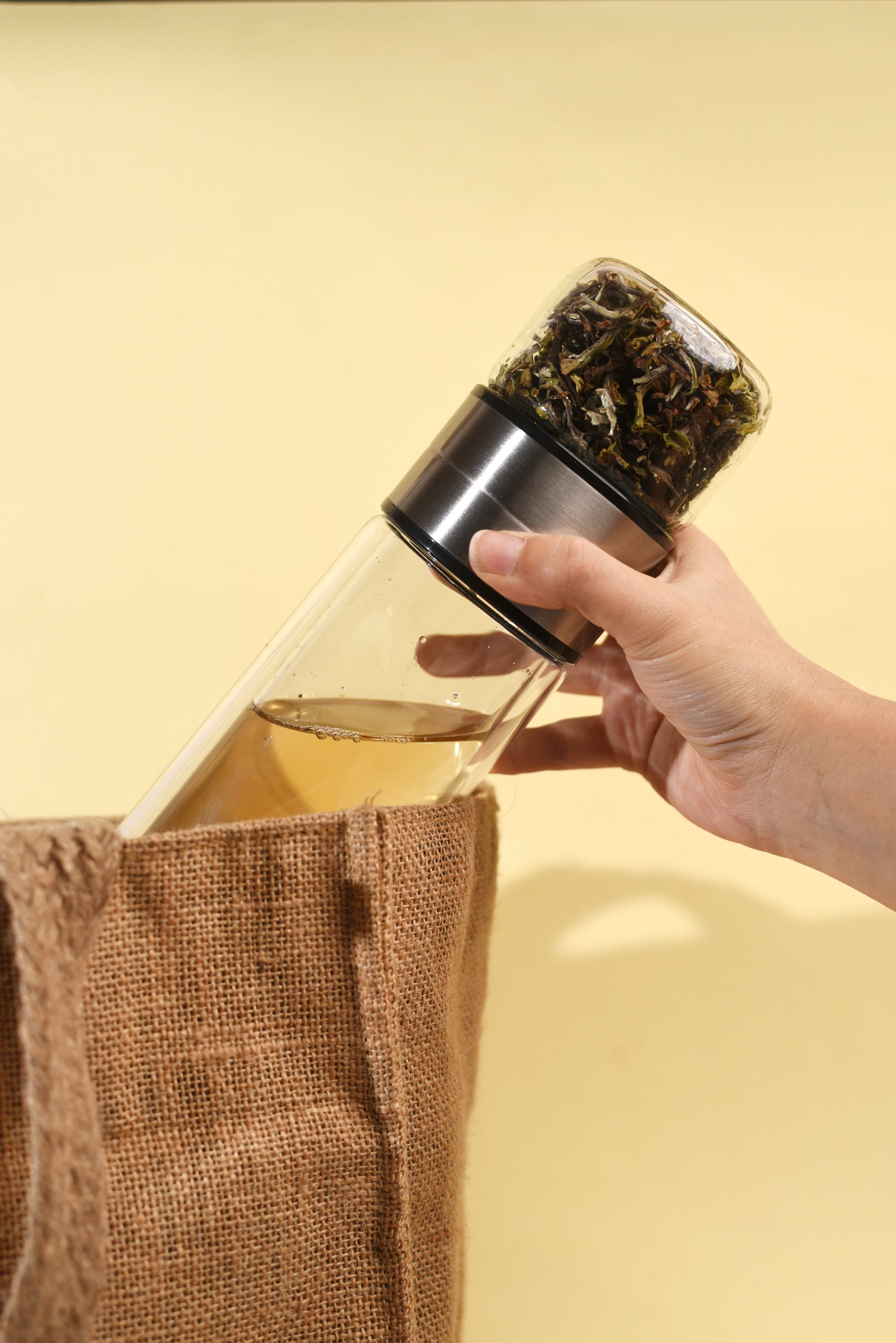 Portable tea influser bottle - MAKAIBARI TEA